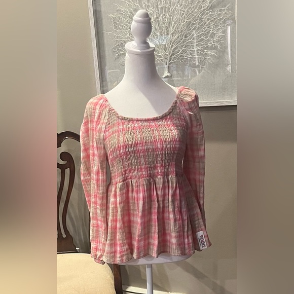 Tommy Hilfiger Women’s Peplum Blouse - Picture 5 of 9